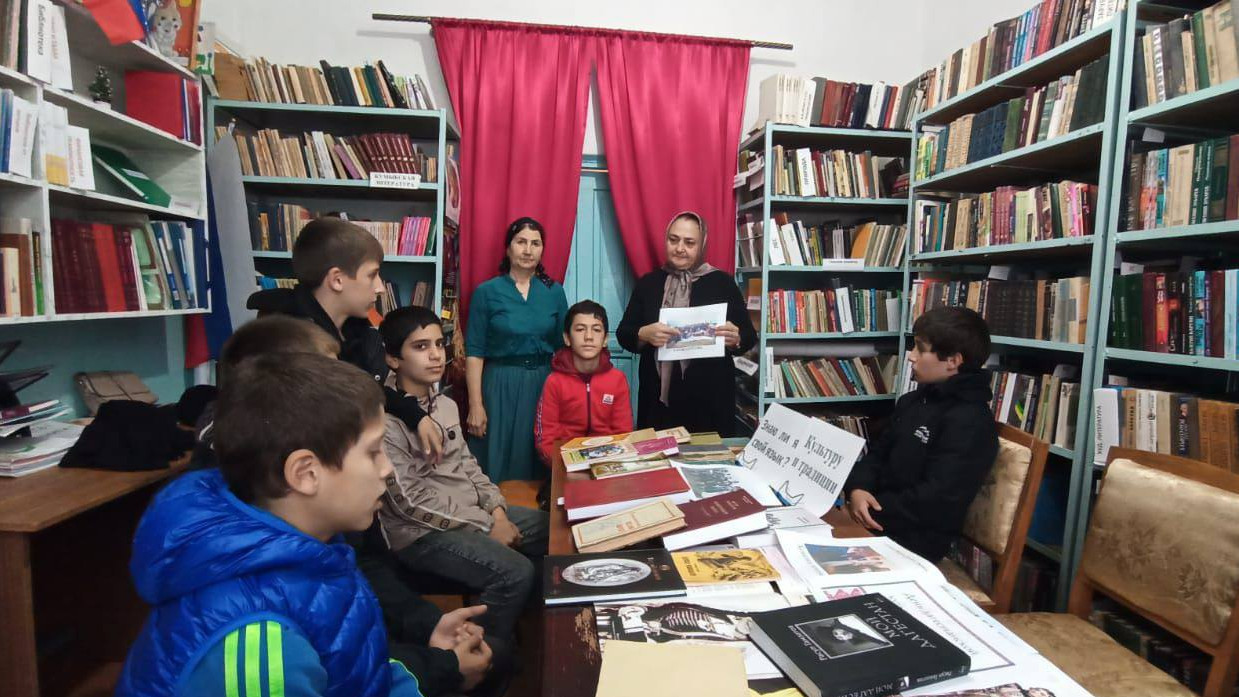 День открытых дверей, приуроченный ко Дню Дагестанской культуры, языков и традиций.Тема: «Знаю ли я свой язык? Культура и традиции».